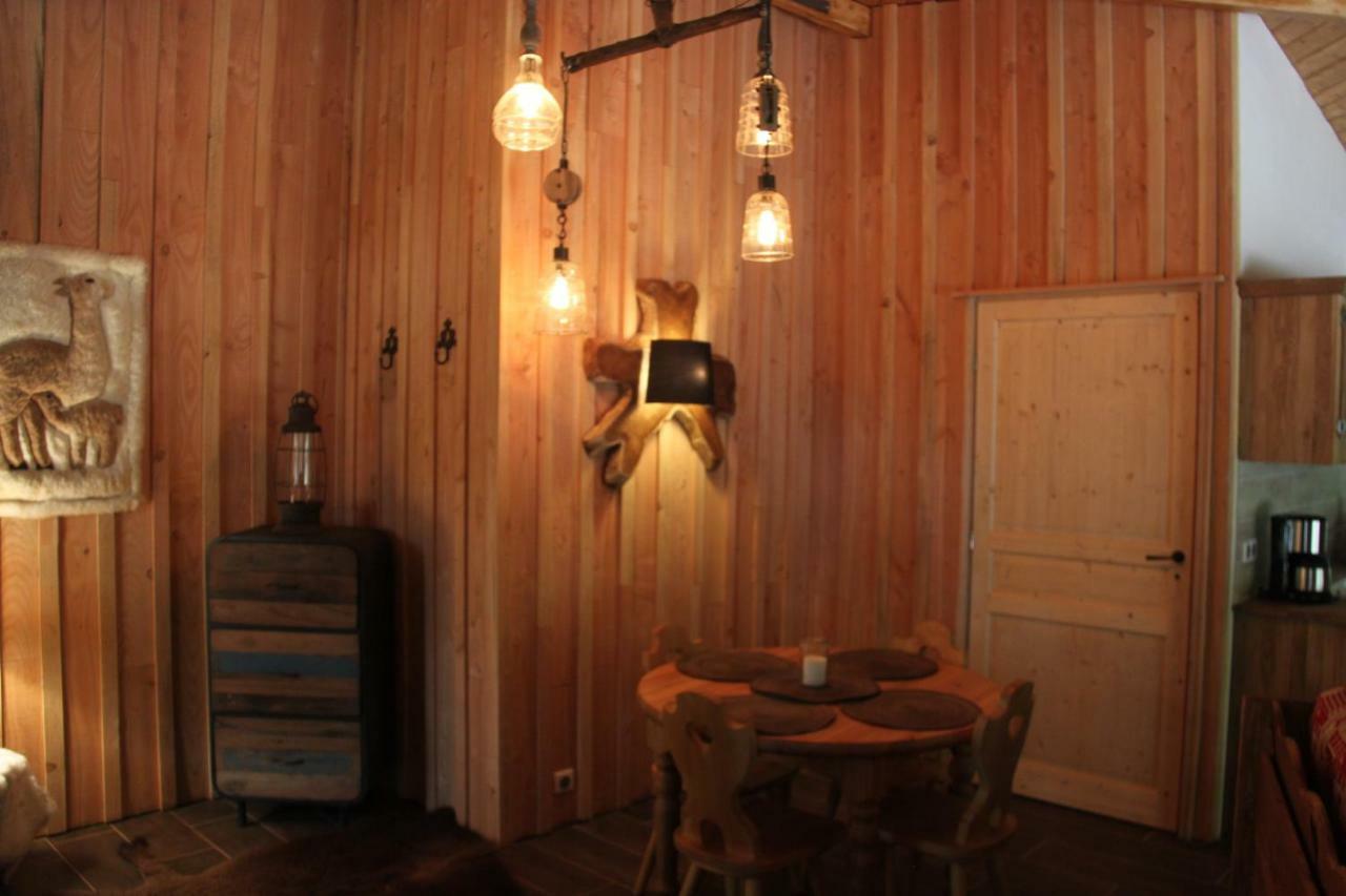 Appartamento L'Isba Des Bois, Hors Du Temps Janvry  Esterno foto